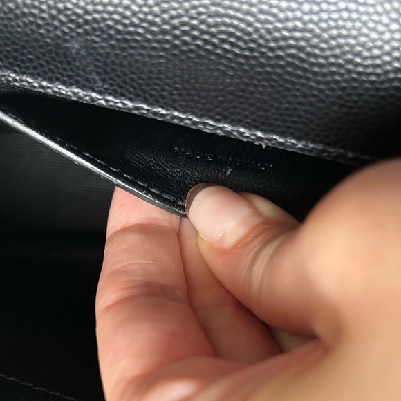 SAINT LAURENT YSL KATE SMALL CHAIN BAG IN GRAIN DE POUDRE EMBOSSED LEATHER - Picture 7 of 8